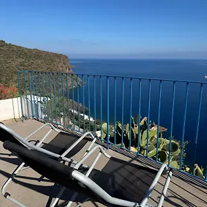  Villa Vista Mare A Filicudi